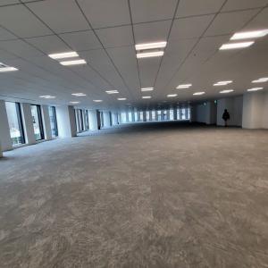 名古屋伏見Kフロンティア